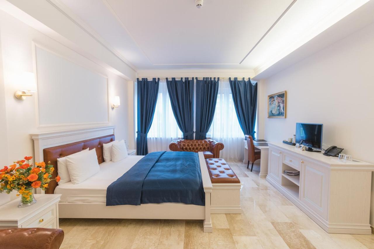 Grand Hotel Palladium Munich Exterior photo